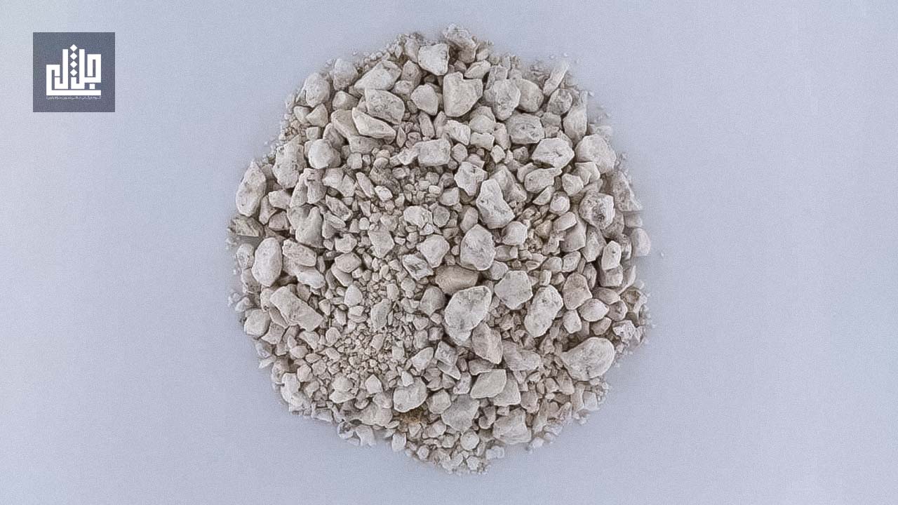 ترکیبات اصلی کاشی‌های سرامیکی فلدسپار (Feldspar)